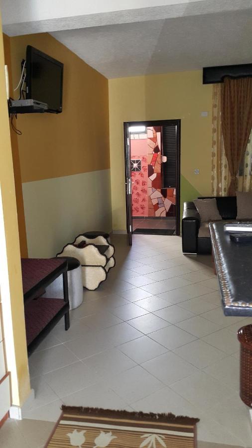Apartmani Aida Ulcinj Exterior foto