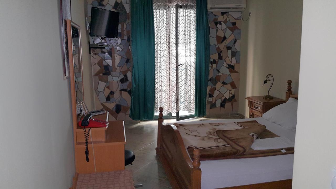 Apartmani Aida Ulcinj Exterior foto